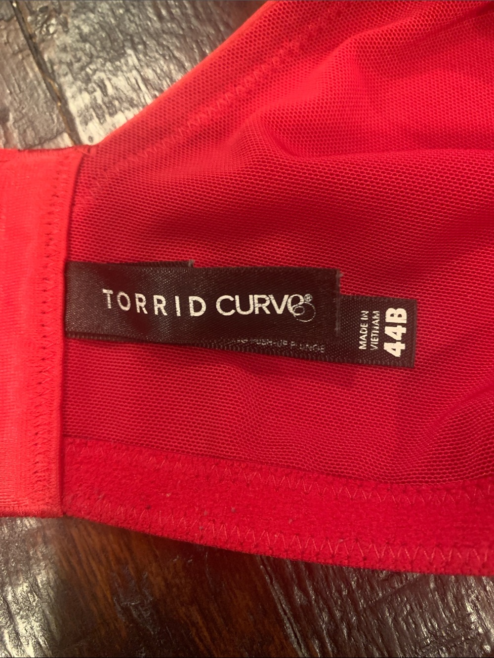 44B Torrid Curve Bra with Lace-Up Front in Red - Picture 4 of 4